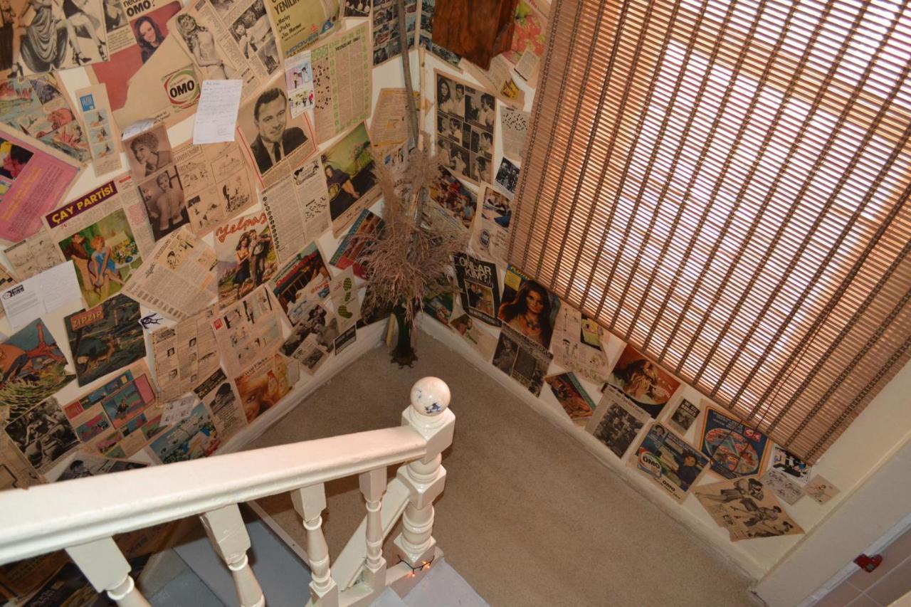 My Happy Home Hostel Izmir Bagian luar foto